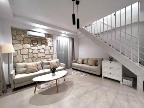 Delight House's
